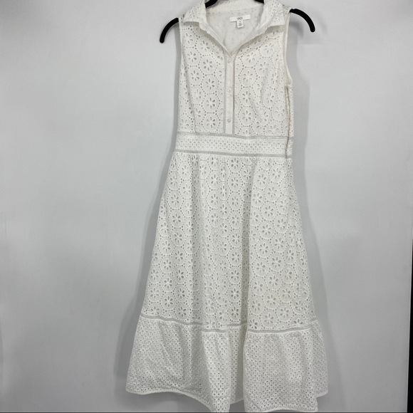 Cottagecore Eyelet Picnic Dress - Picture 3 of 15